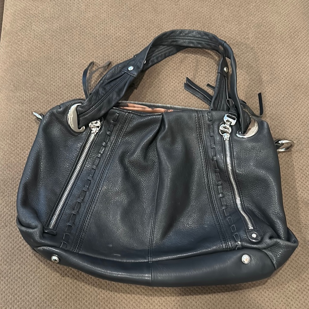B Makowsky bag. Super clean!